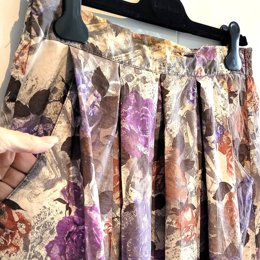 Vintage St. Michael at Marks & Spencer 90s Midi Floral Skirt Size 14 - Picture 5 of 10